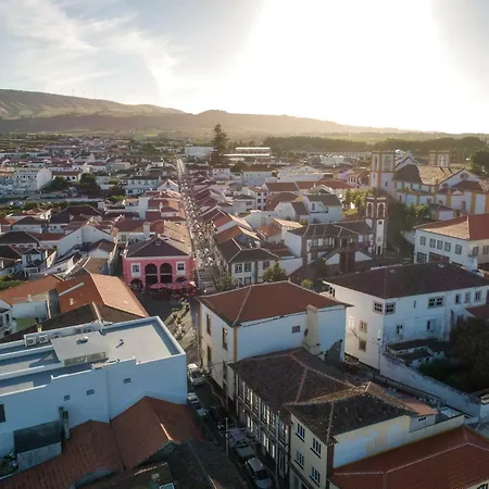 アパート Black House *