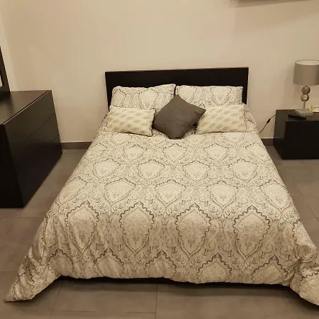 Black House アパート *