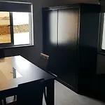דירה Black House