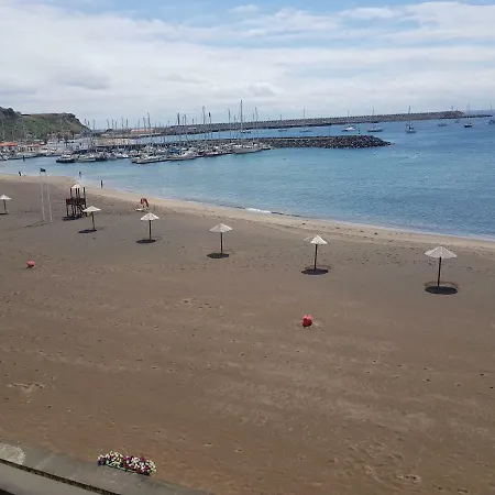 Apartament Black House Praia da Vitória