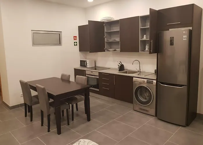 Black House * Praia da Vitória